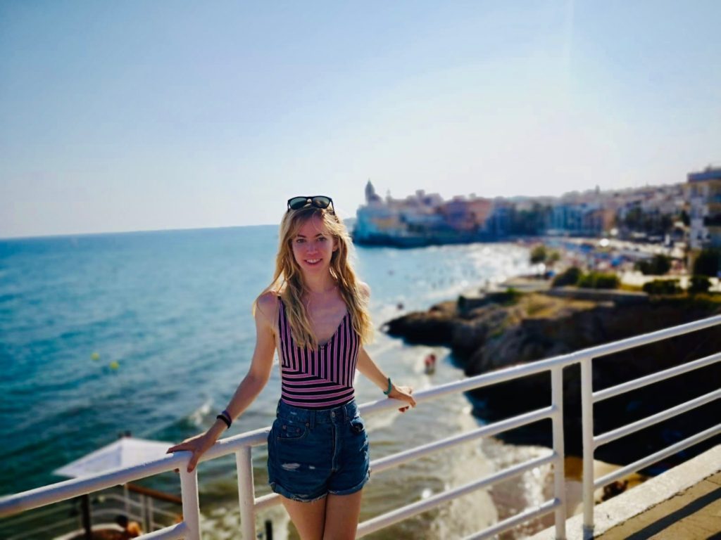 moving abroad alone